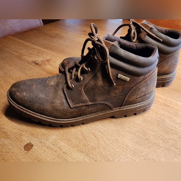 Rockport mens boots. Size 13. New without tags.